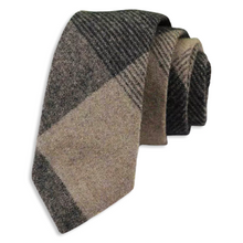 Load image into Gallery viewer, NECKTIE - WOOL
